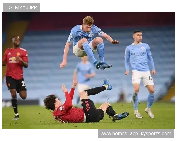 曼彻斯特城中路快攻压制对方大片活动区