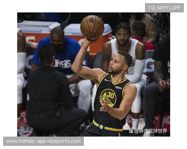 勇士无球跑动撕裂防线